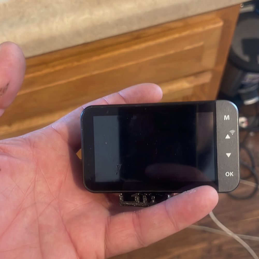 YADA 4k dashcam - Picture 2 of 2